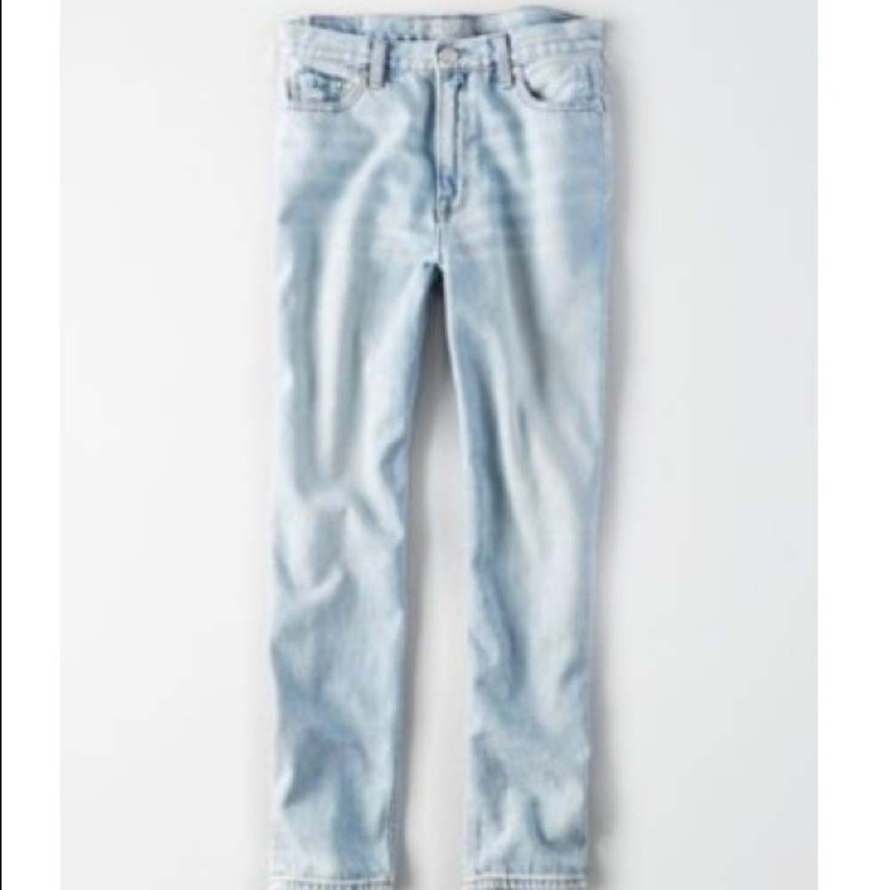 AE Light Vintage Mom Jeans - Picture 2 of 4
